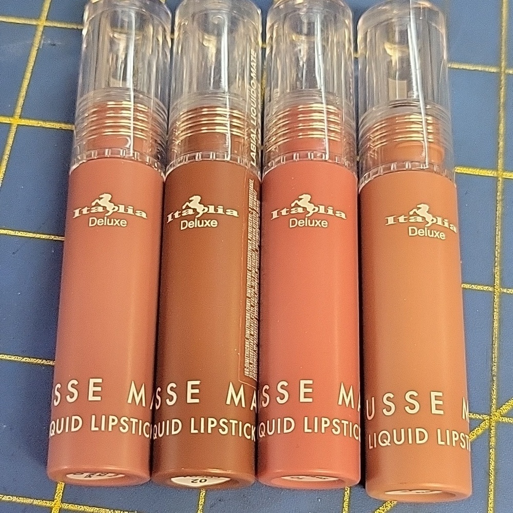 Italia Deluxe Mousse Matte Liquid Lipsticks Set of 4